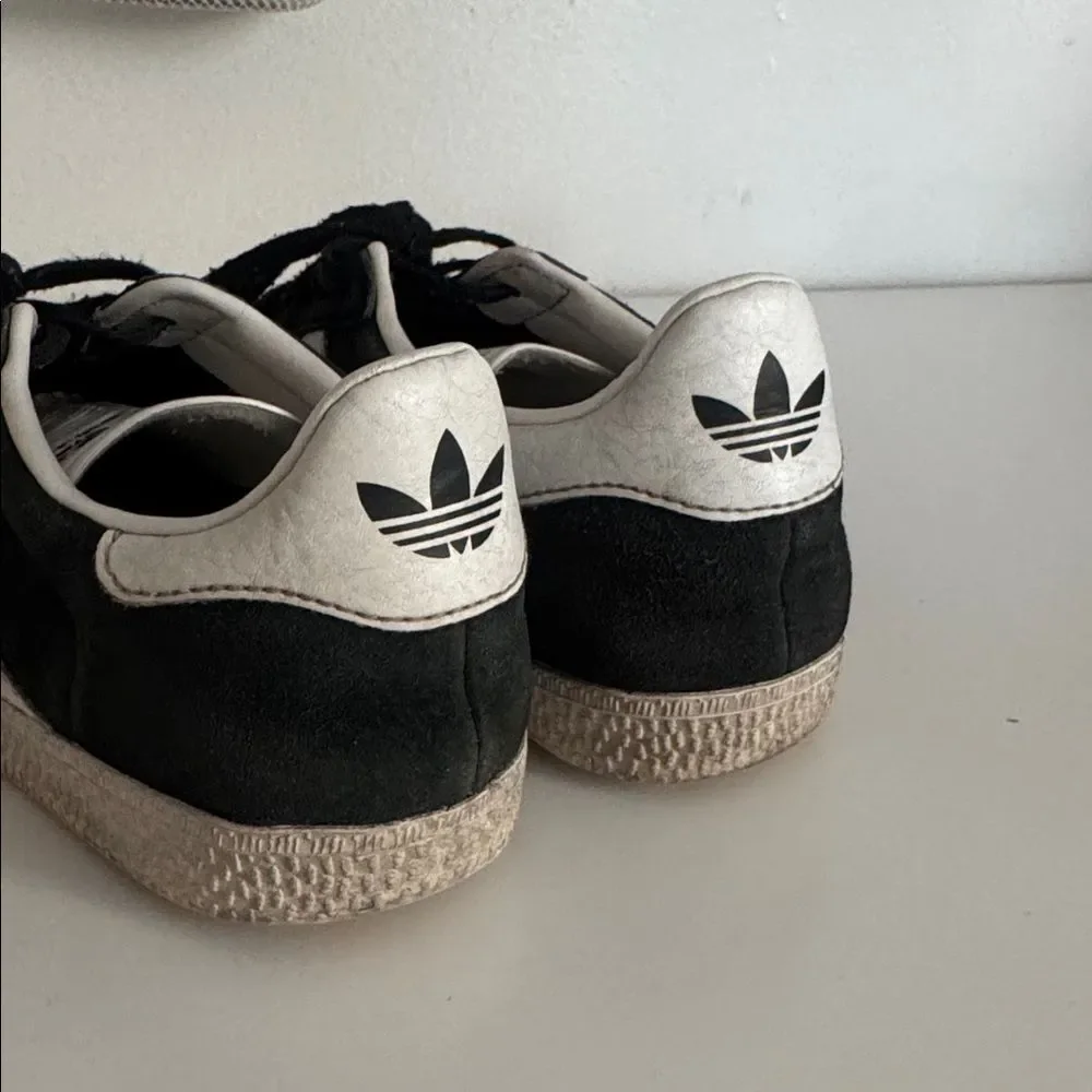 Adidas Gazelle Black and White Shoes EUC
